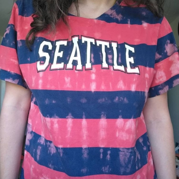 "Primark" Seattle Bleached Tee - Picture 2 of 10